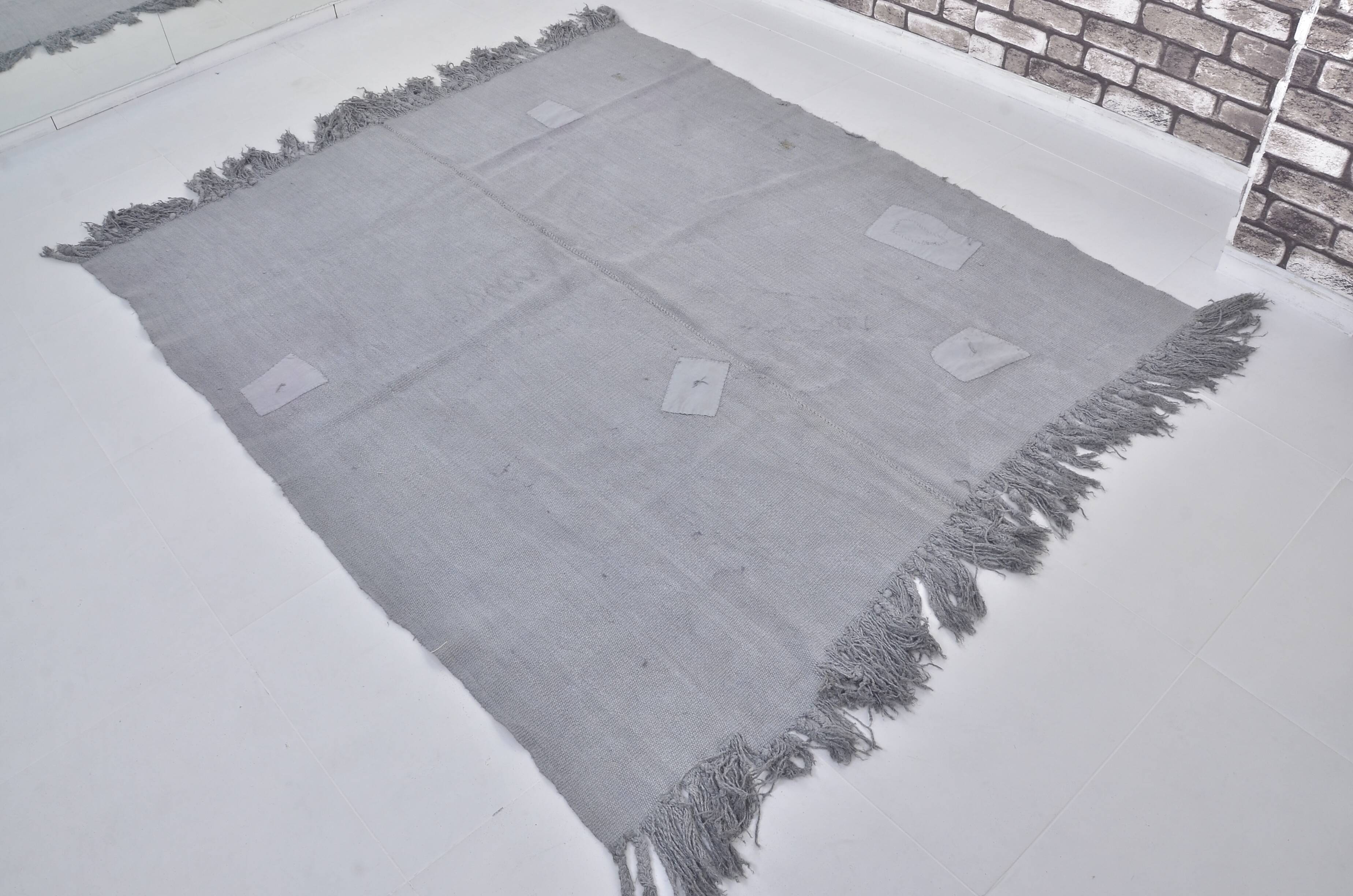 Vintage Anatolian hemp rug in grey, reference 3675