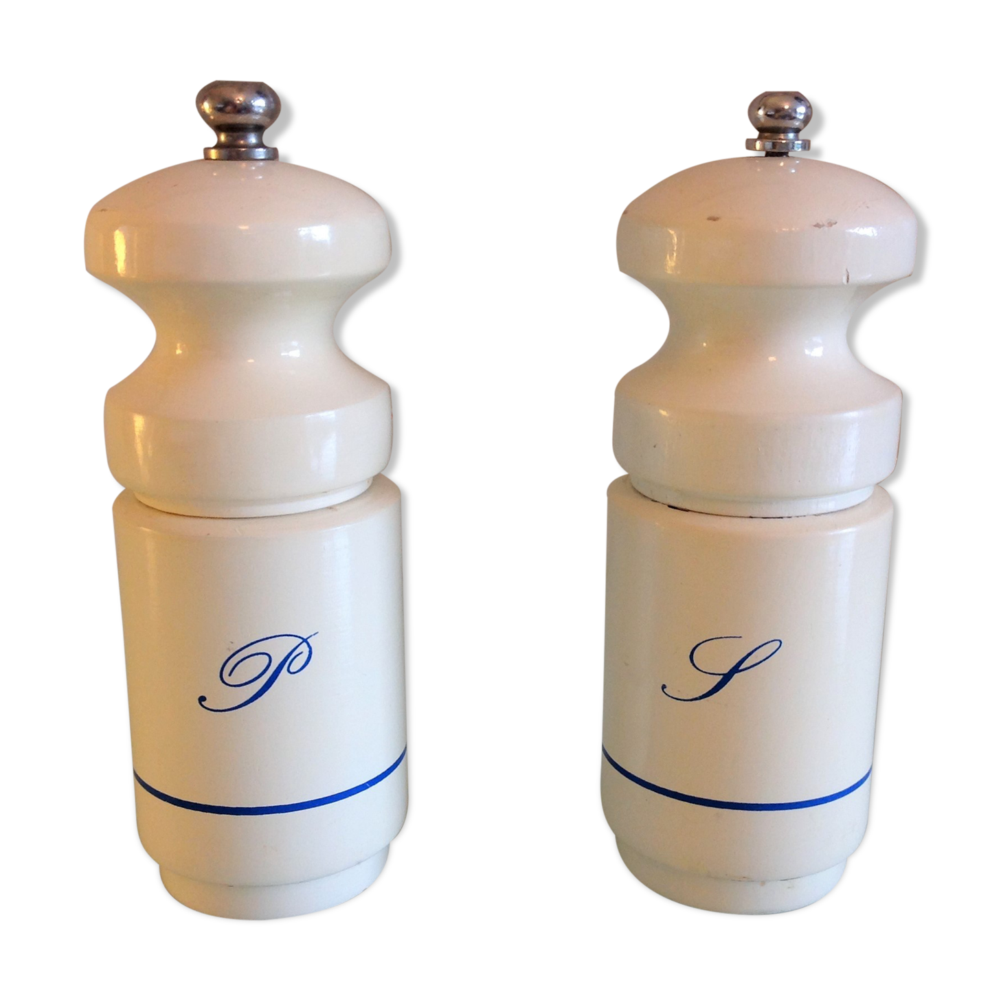 White wood pepper and salt mills by Borel France / vintage 70s