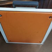 Machine à écrire Olympia traveller de luxe orange révisé et ruban neuf