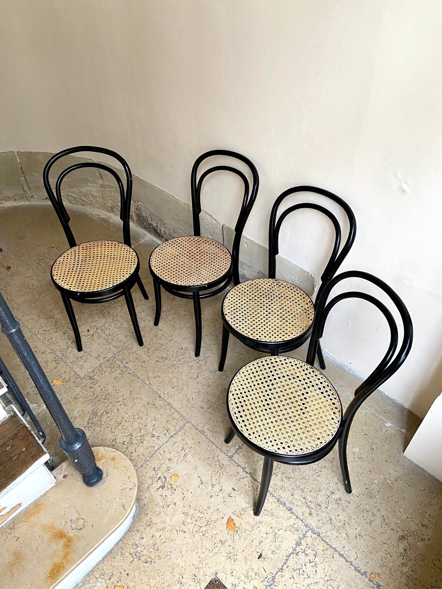 Set of 4 bistro chairs in black arched beech and canning