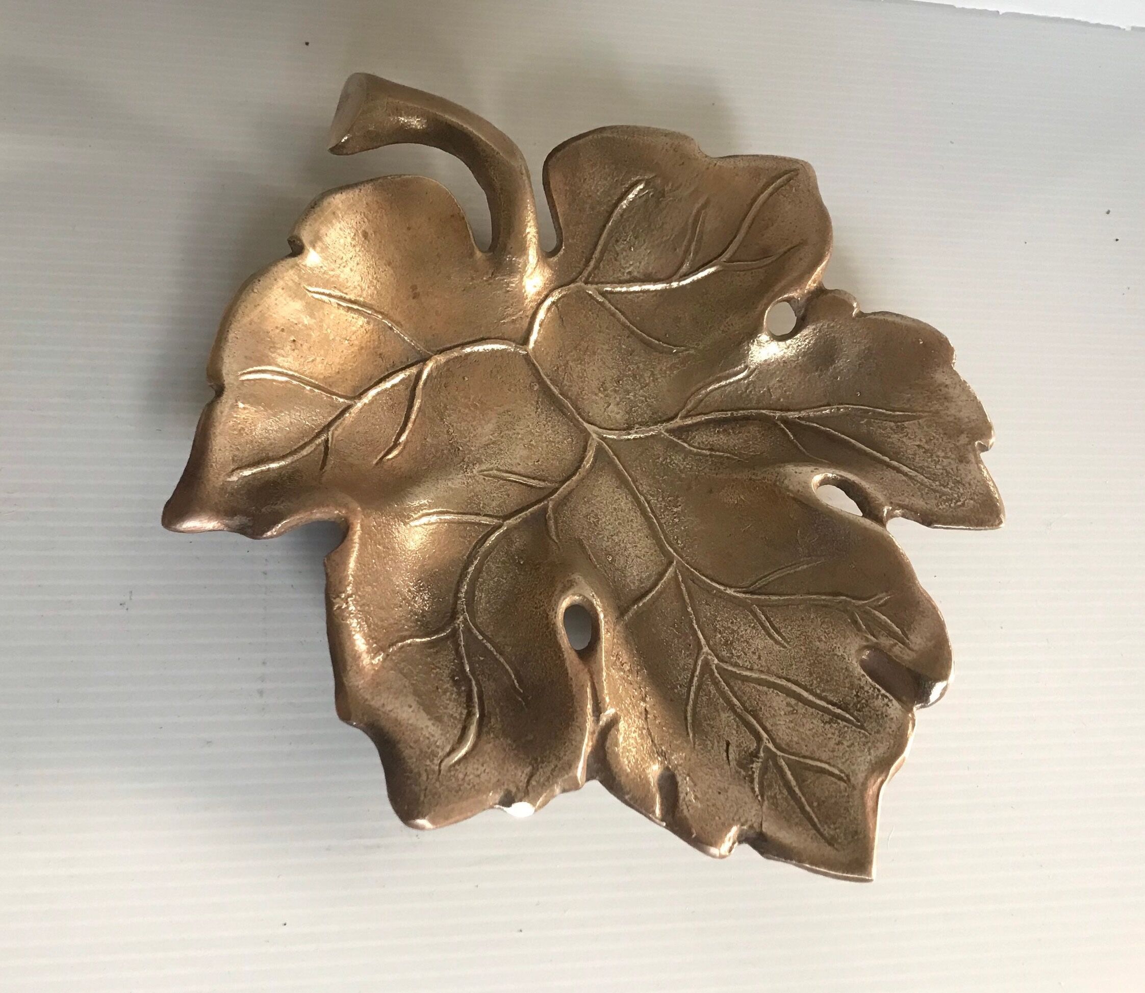 Brass pocket drains