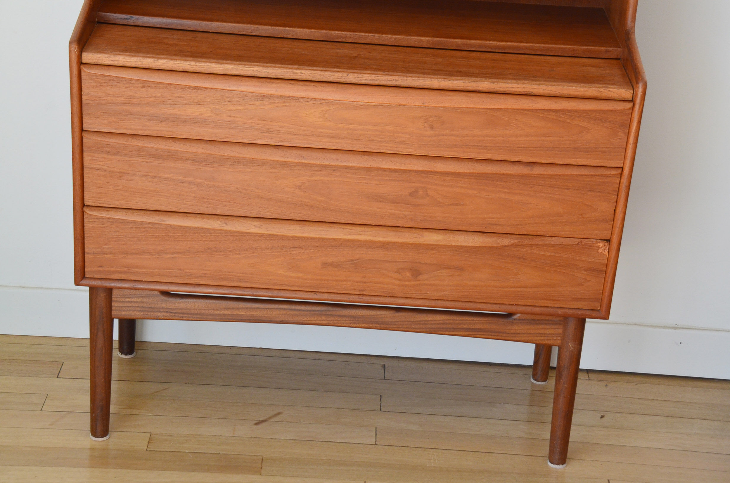 Secretary teck by Svend A Madsen 1960