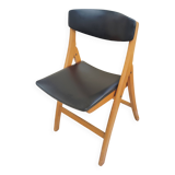 Scandinavian folding chair