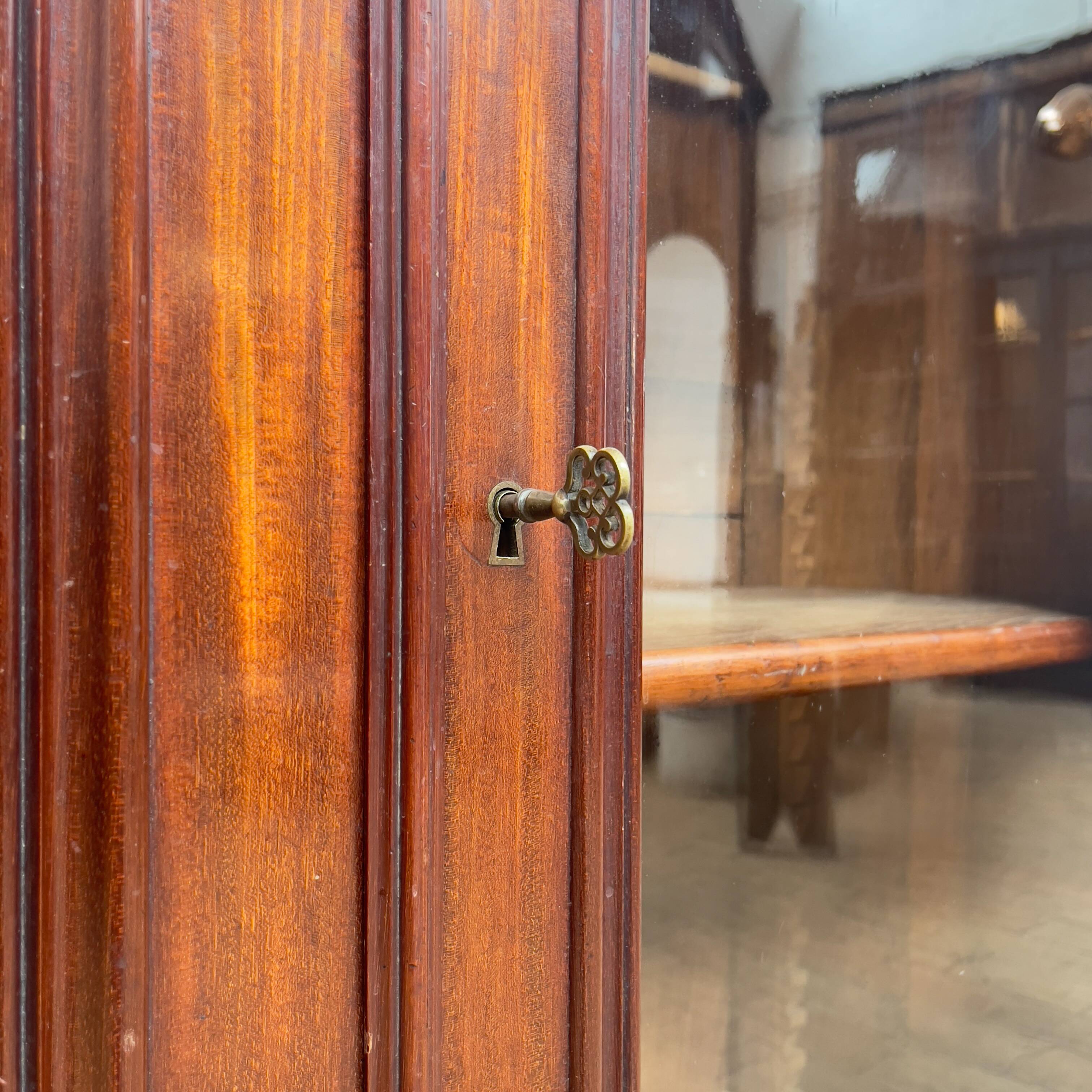 PAIR OF MAHOGANY LIBRARIES EARLY XXTH