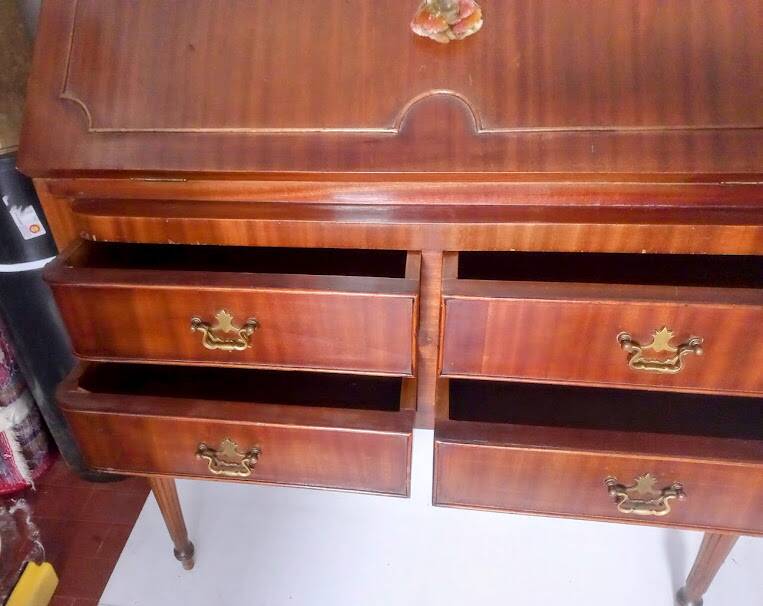Louis XV mahogany shipowner's desk, 18th century
