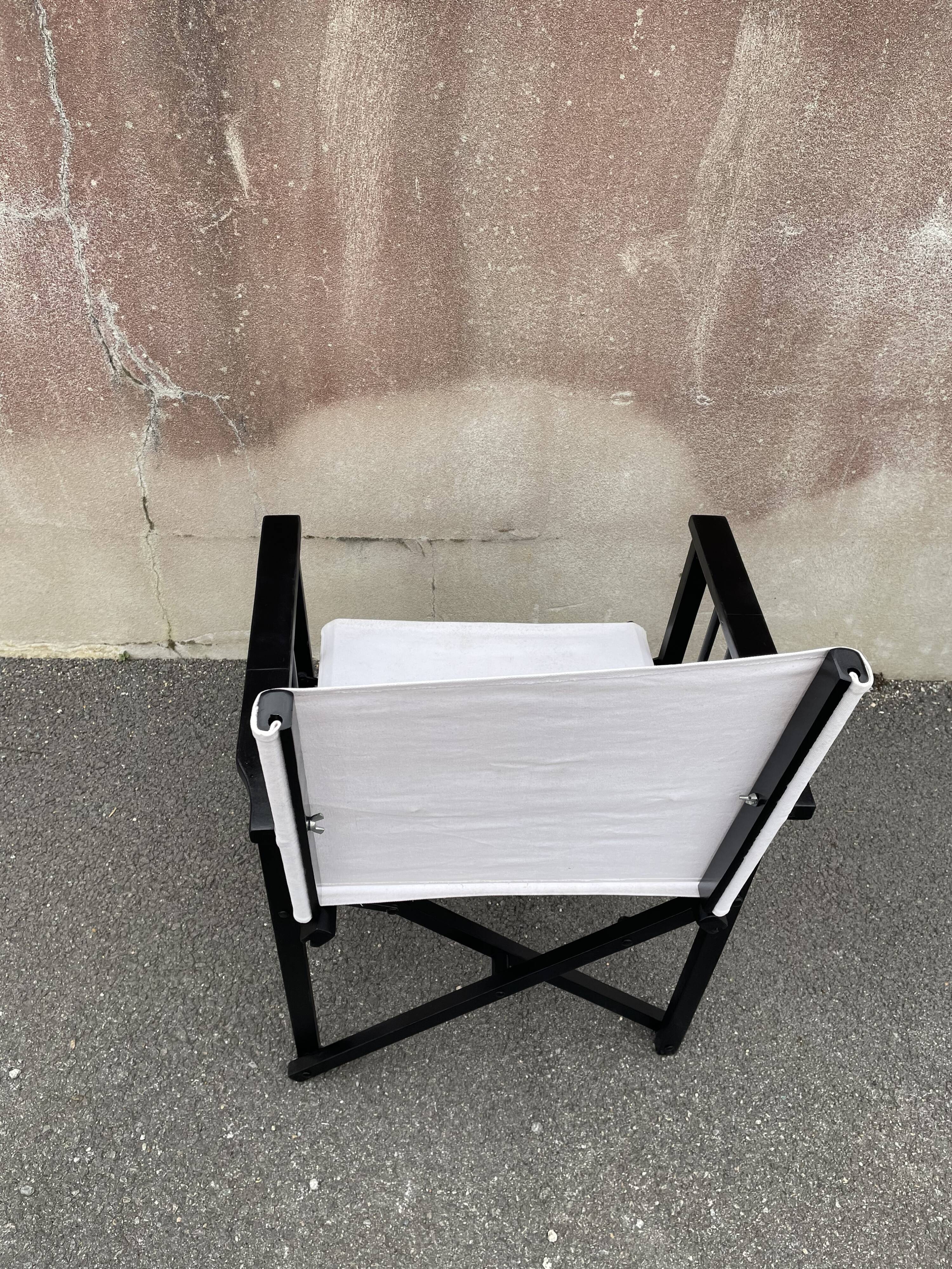 Foldable Steward's chair in wood painted black