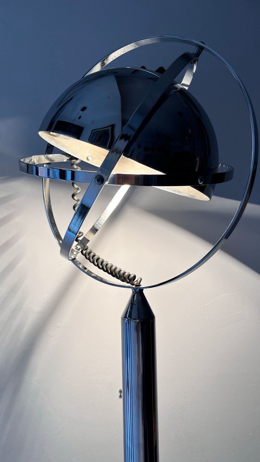 Lampe de sol rare par Peter Bliss, années 1980, style Space Age