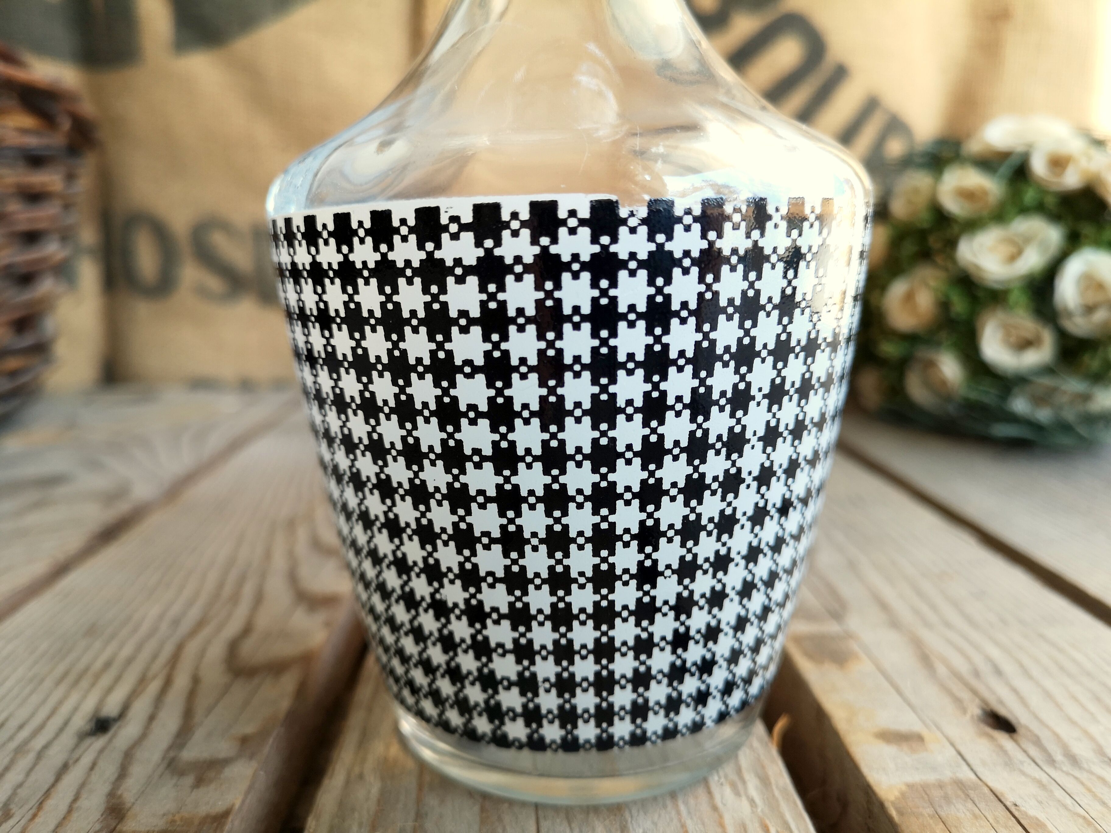 Carafe Luminarc Vintage with Bouchon with Black and White Carreaux décor