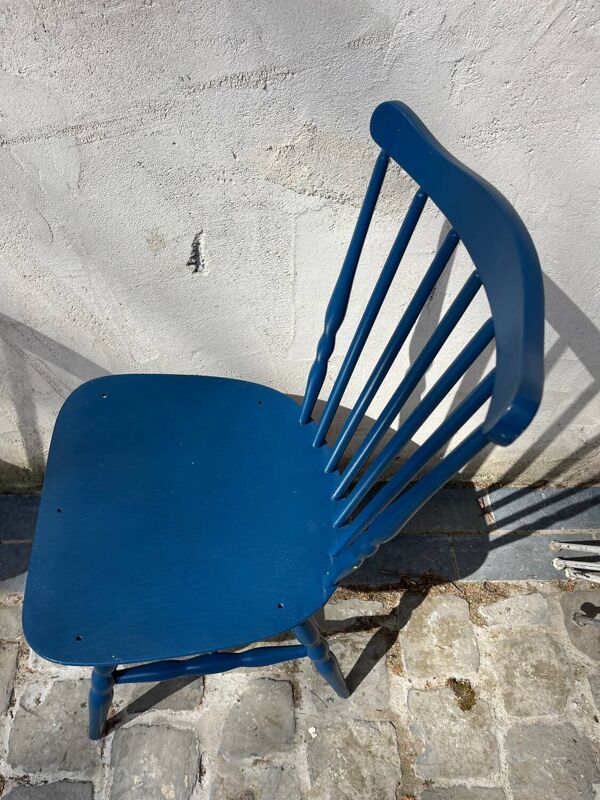Chaise Baumann bleu