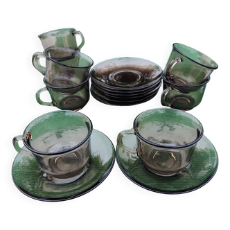 Set of 8 cups and 8 saucers Arcoroc