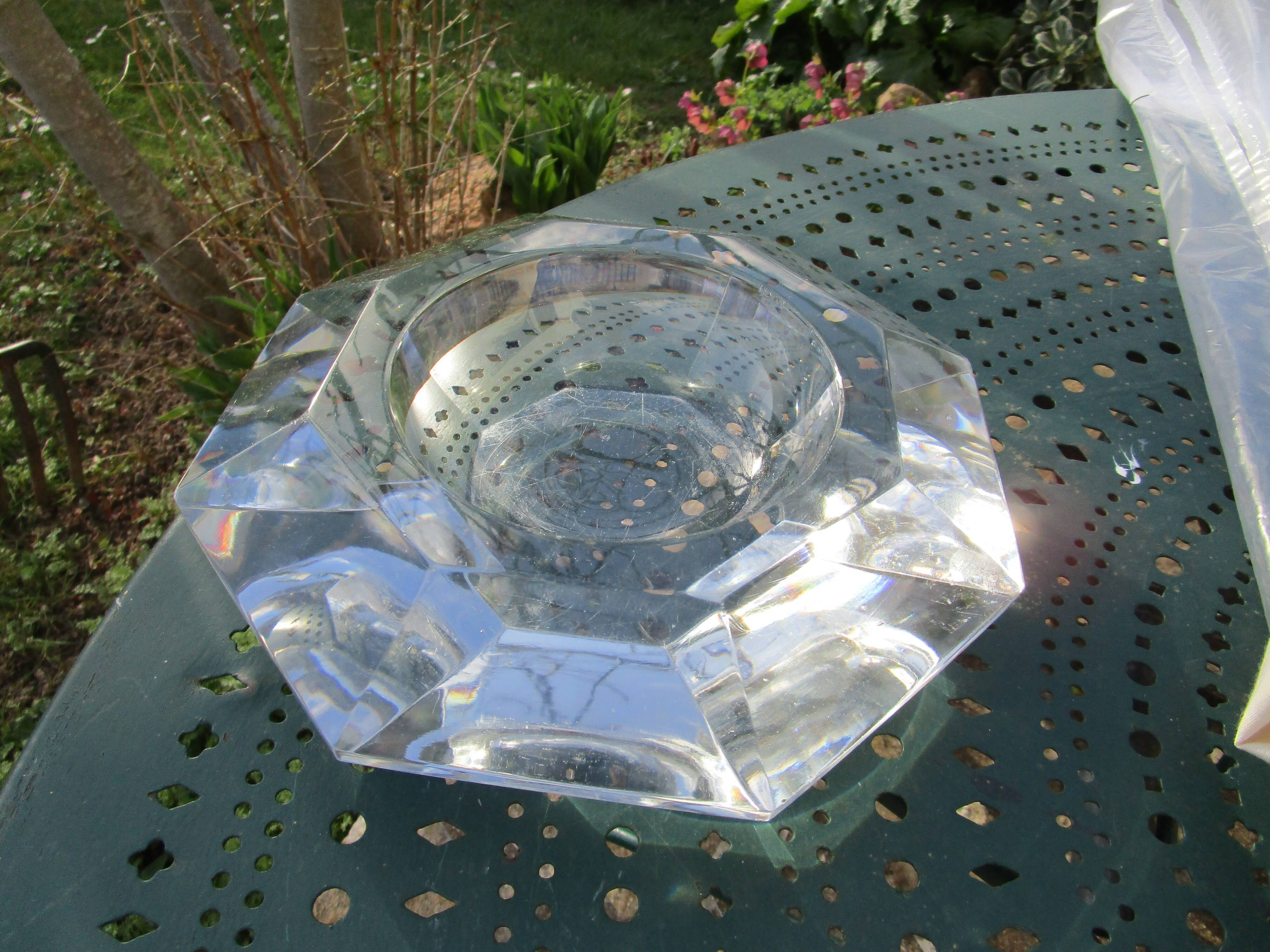 Large crystal ashtray Val Saint Lambert