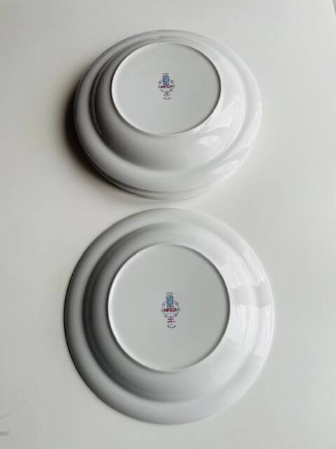 Lot of 6 vintage Pontesa soup plates