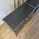 Commode USM Haller en Gris Anthracite et Noir Graphite