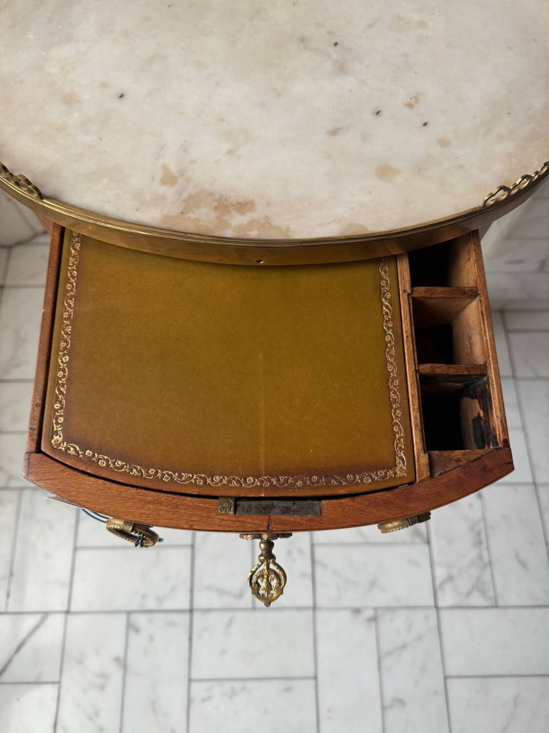 Louis XV period chiffonnier table