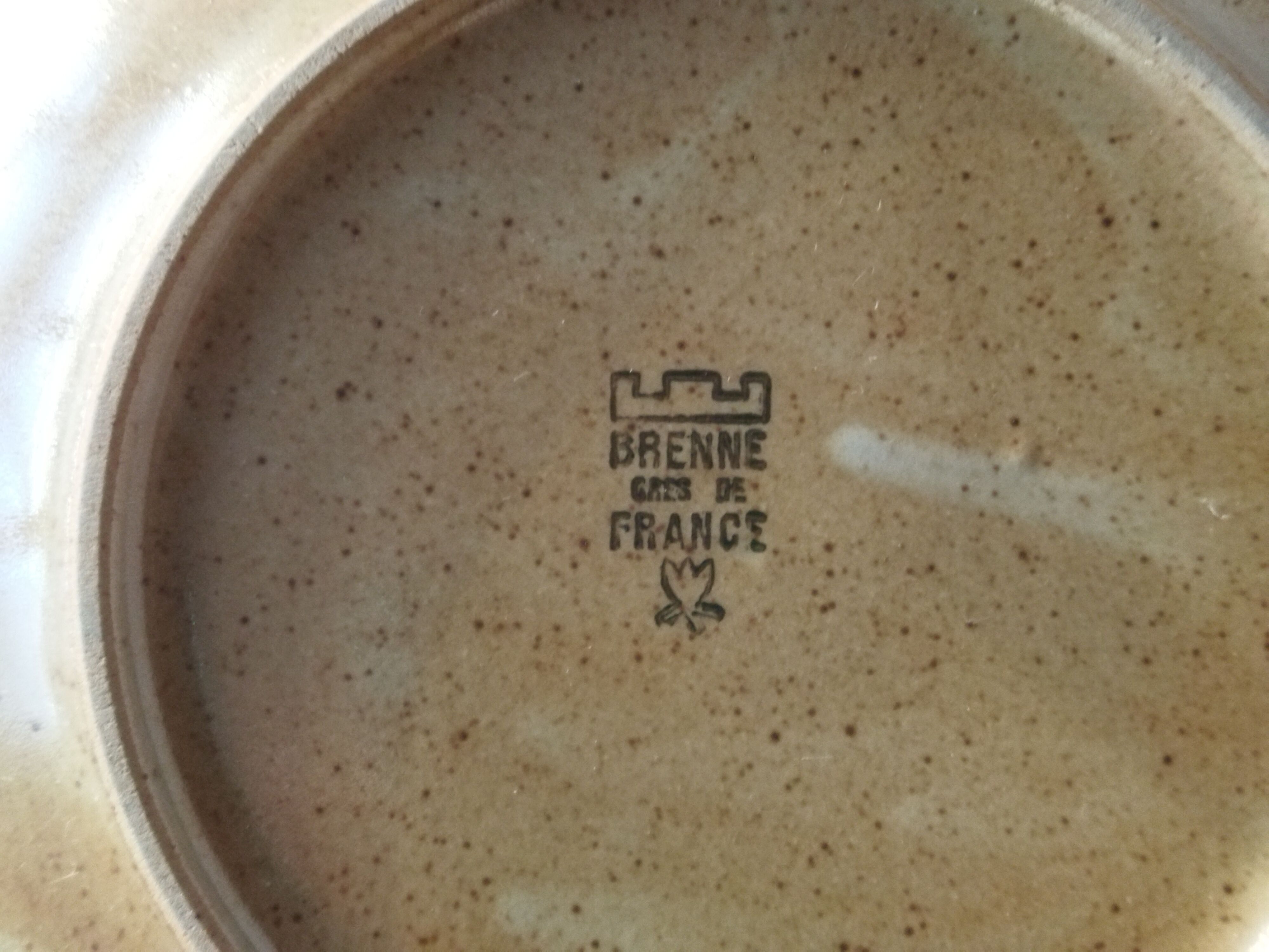 Brenne stoneware dessert plates