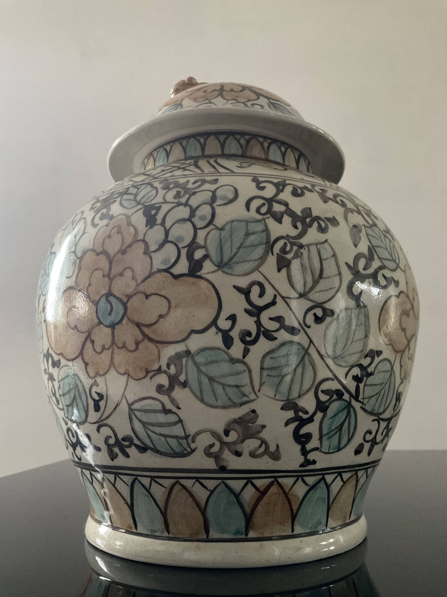 Pot couvert vintage en grès