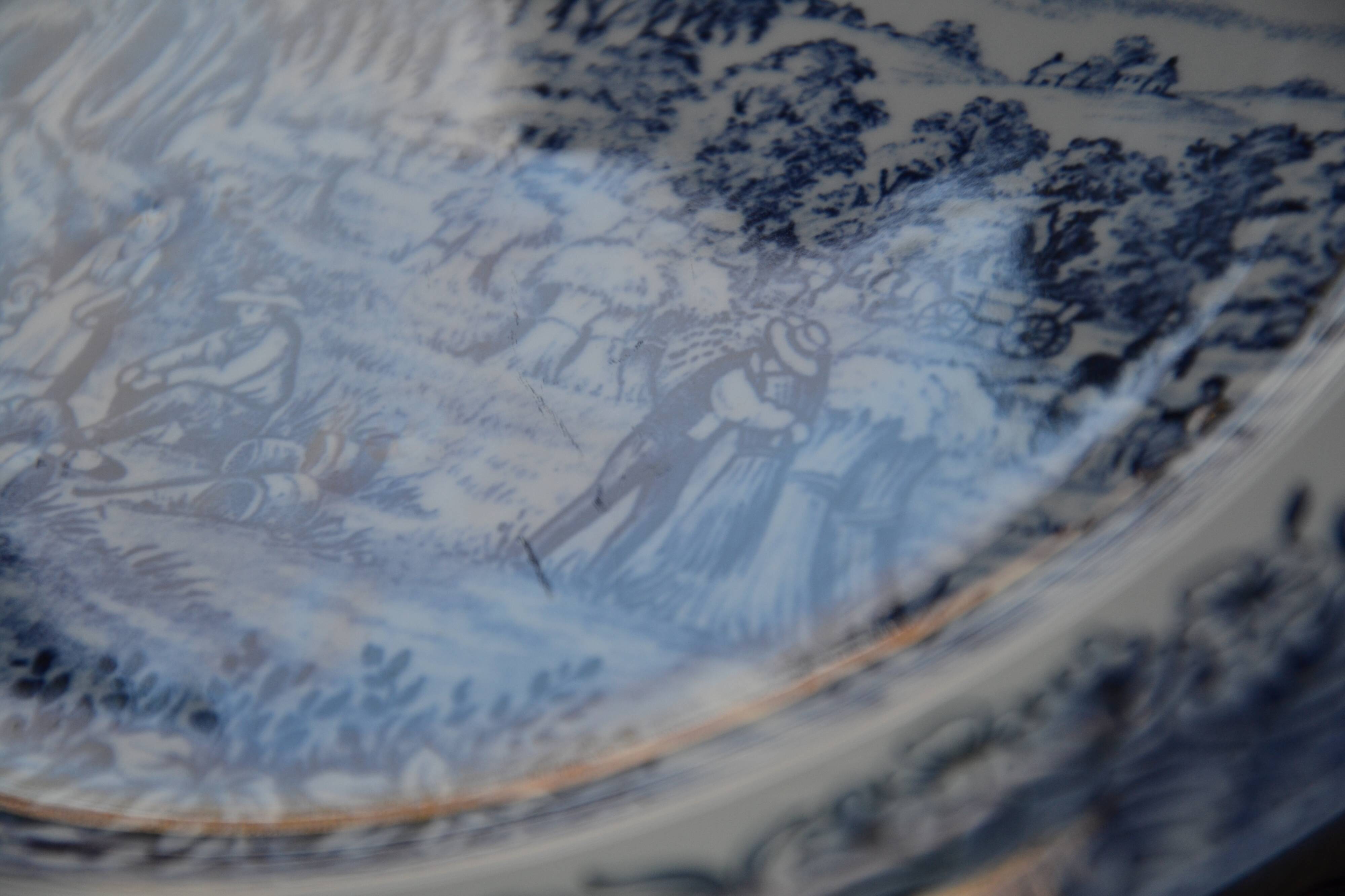 6 flat plates Churchill England