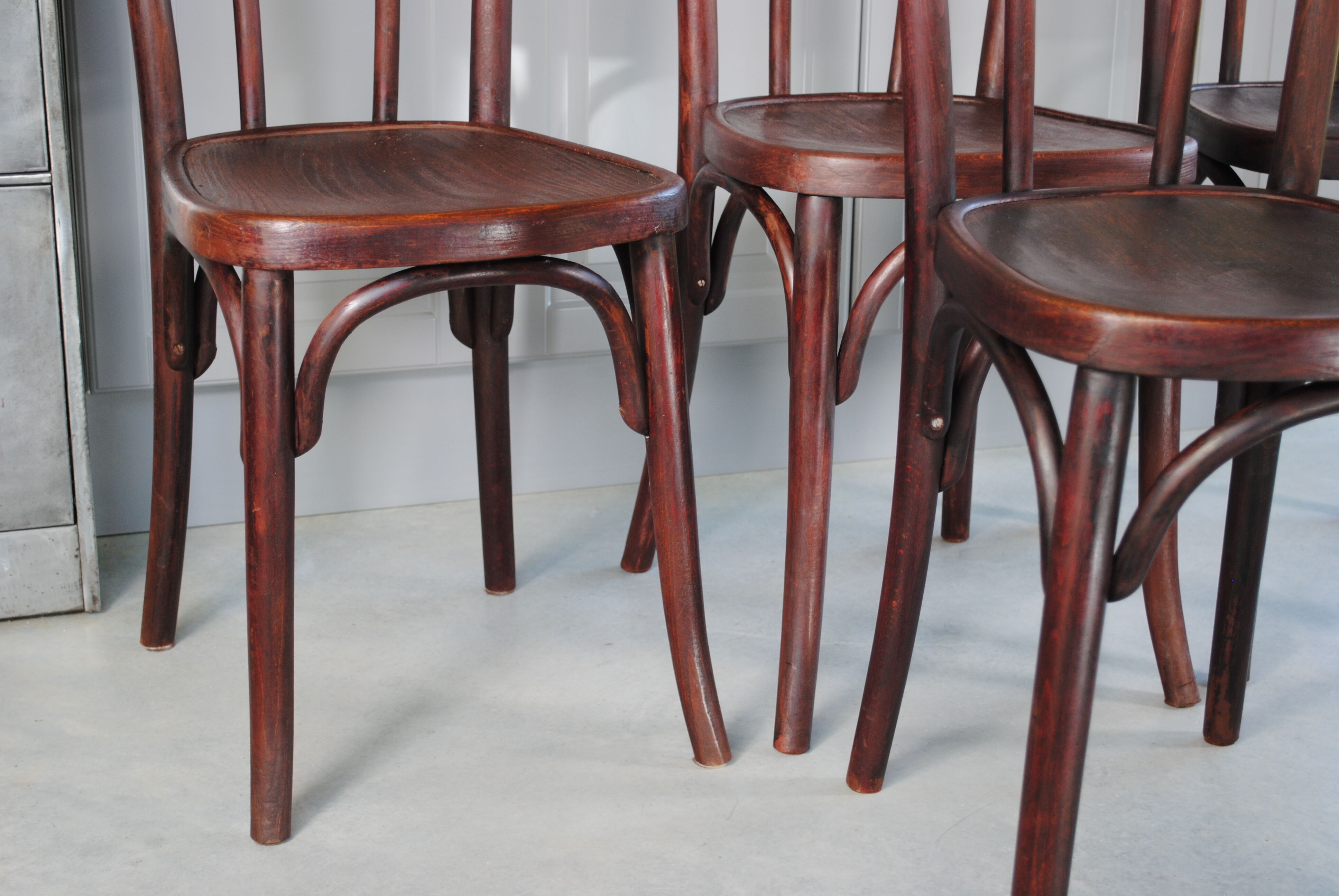 4 Thonet chairs
