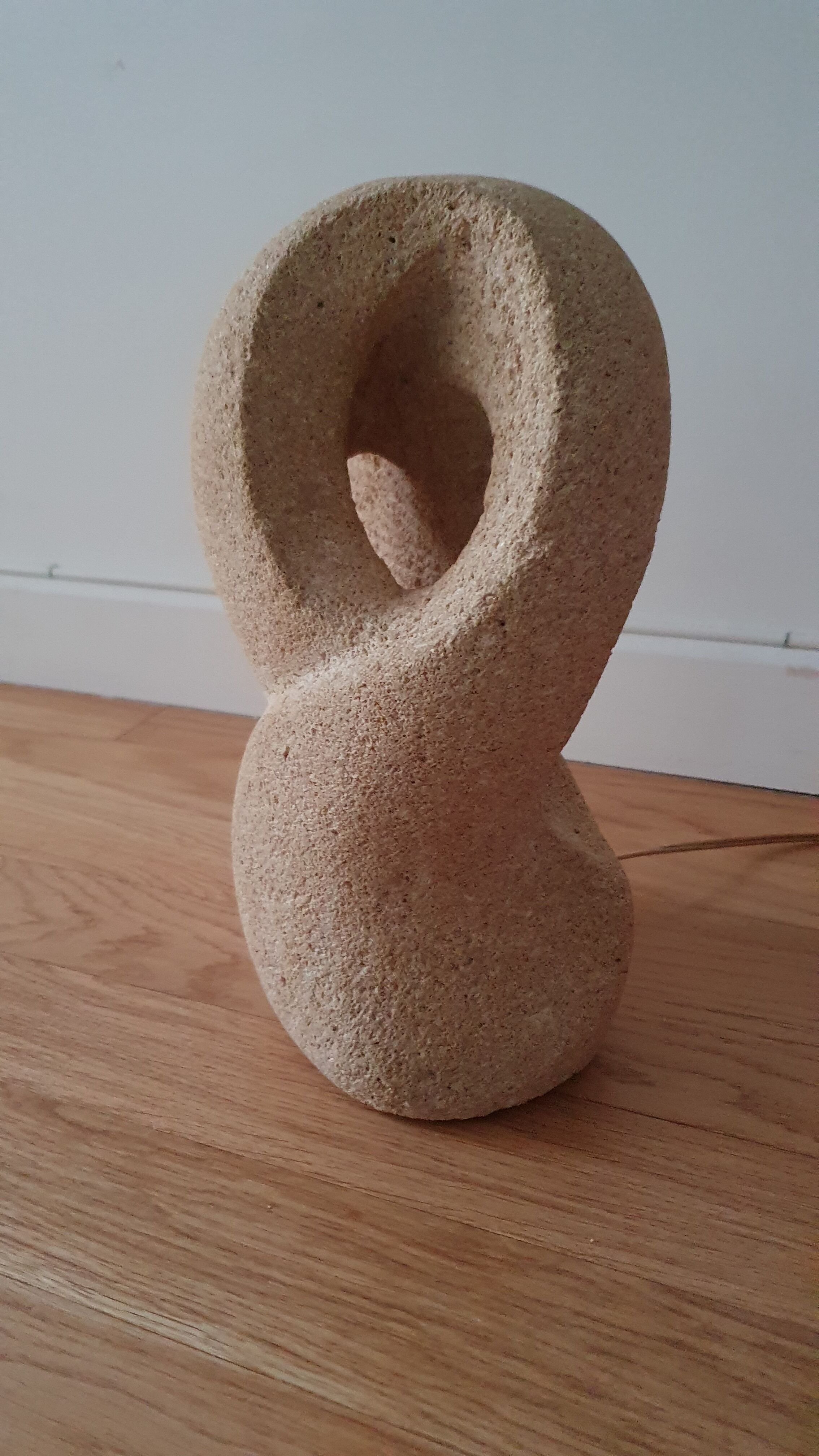 Natural stone sculpture lamp