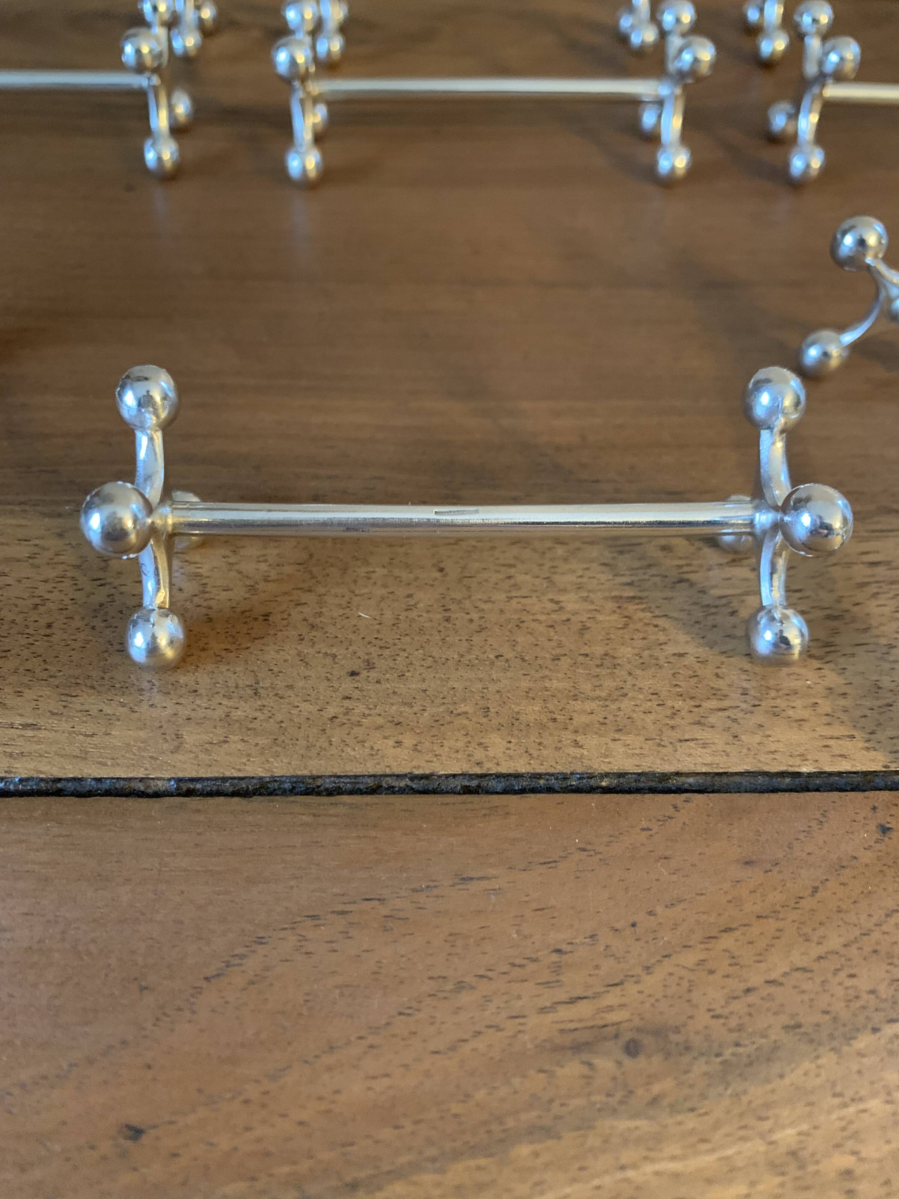 Silver-plated knife rest