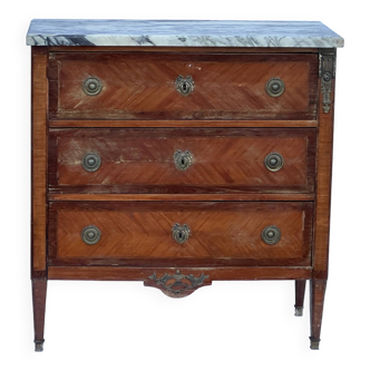 Chest of drawers