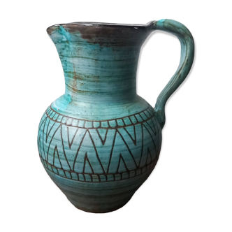 Vintage pitcher signed Maunier Vallauris