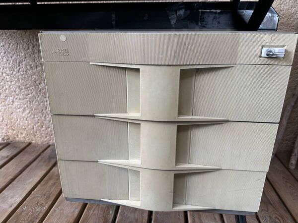 Bureau par BBPR pour Olivetti Synthesis série Arco avec son extension