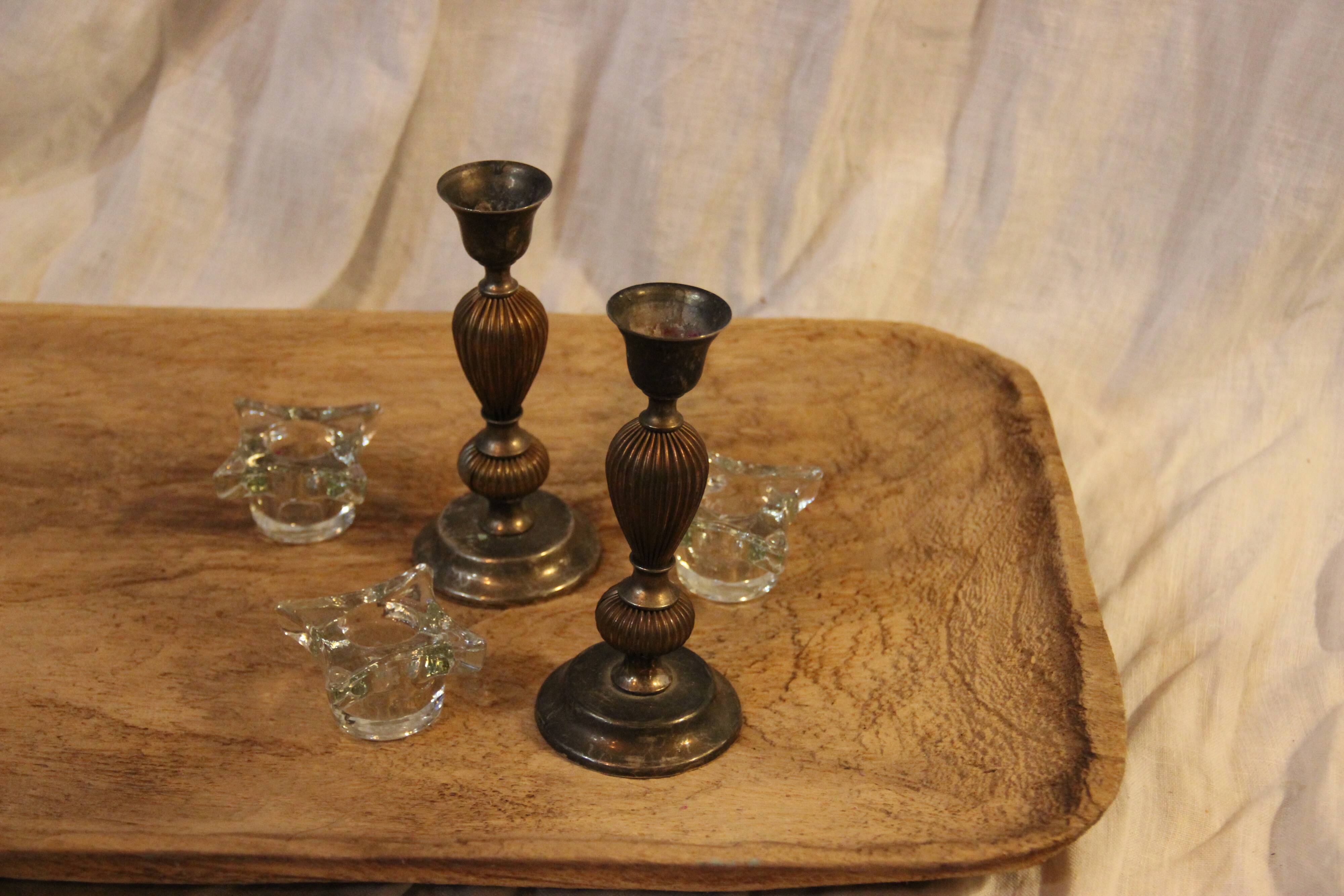 2 candle holders