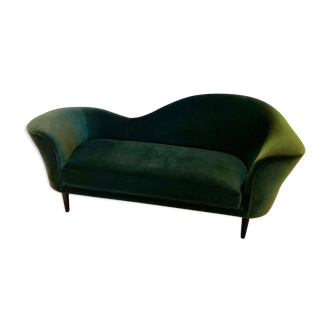 Gubi meridian facsion sofa, green velvet