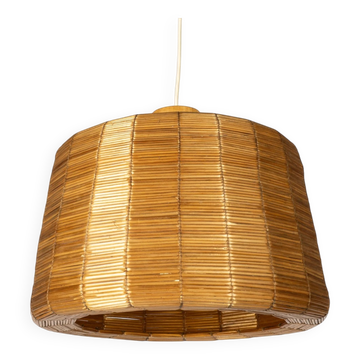 Wicker chandelier