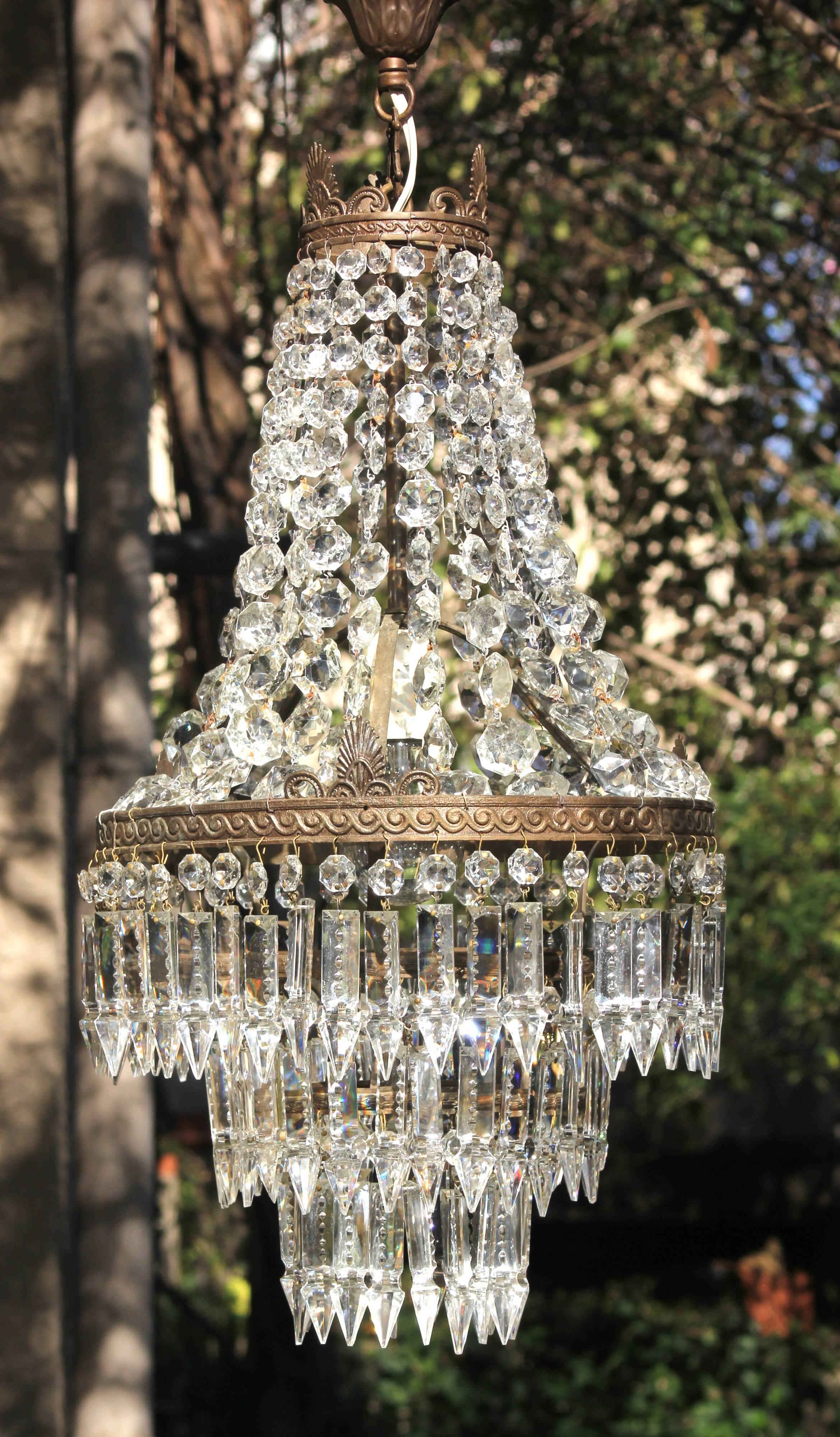 Art Deco hot air balloon chandelier with tassels