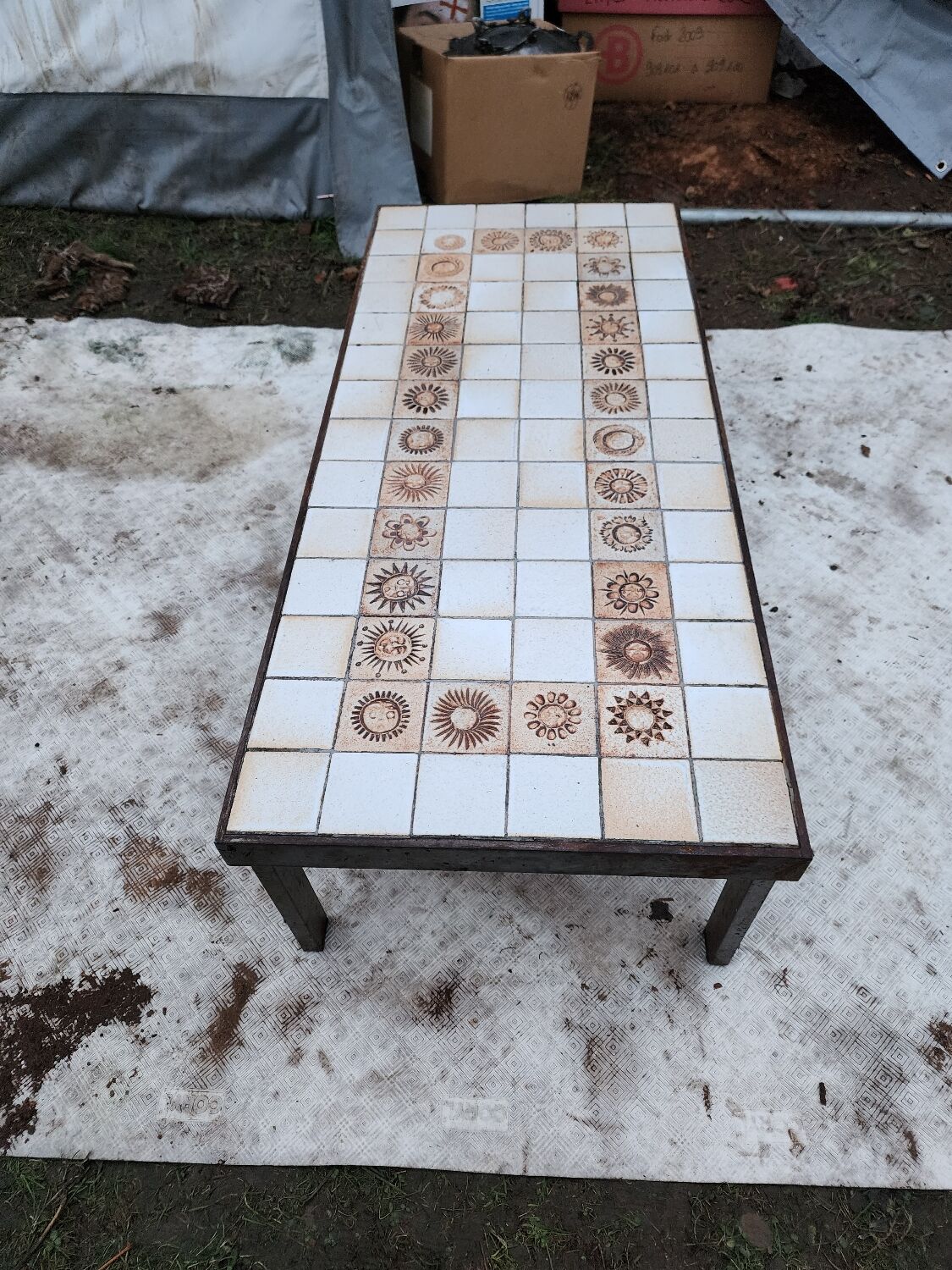 R.Capron coffee table