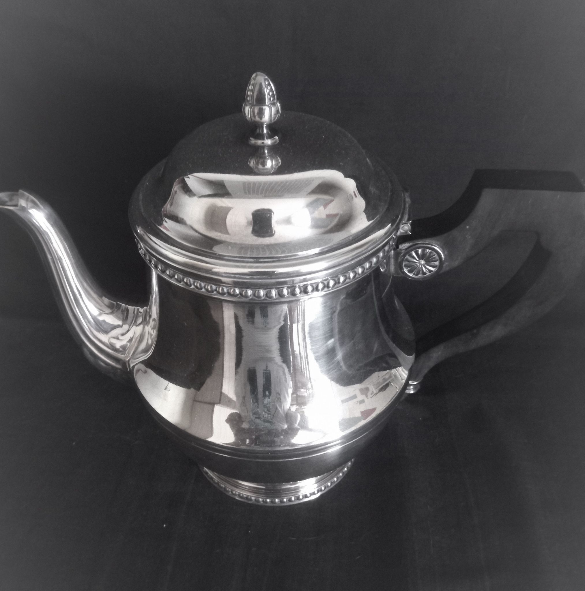 Tea and coffee set on tray, in silver metal Ercuis Goldsmith