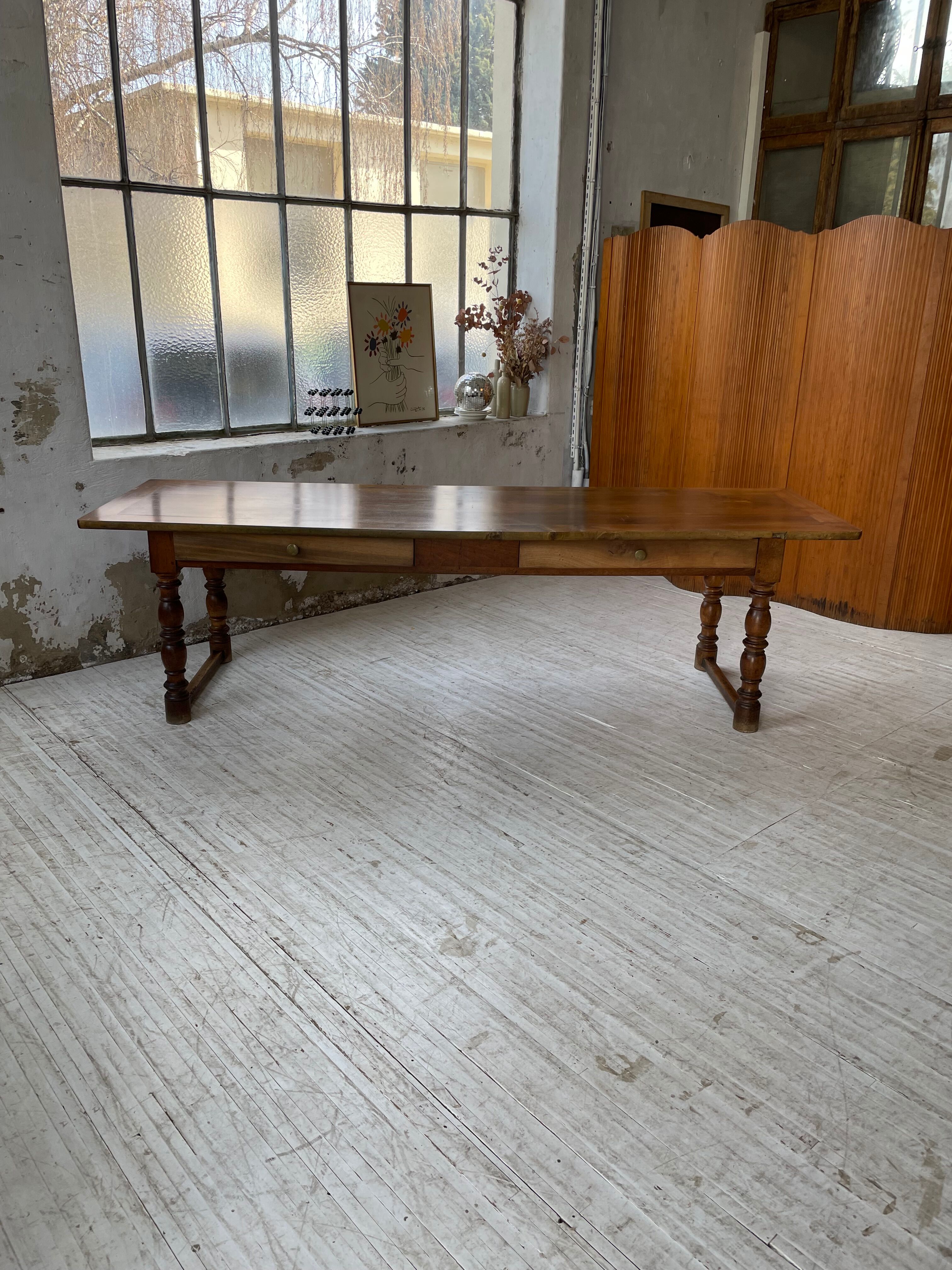 Table of draper firm walnut 260cm