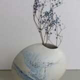 Vase ovale blanc et bleu