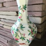 Hexagonal china porcelain vase xix th peches and 3 babs
