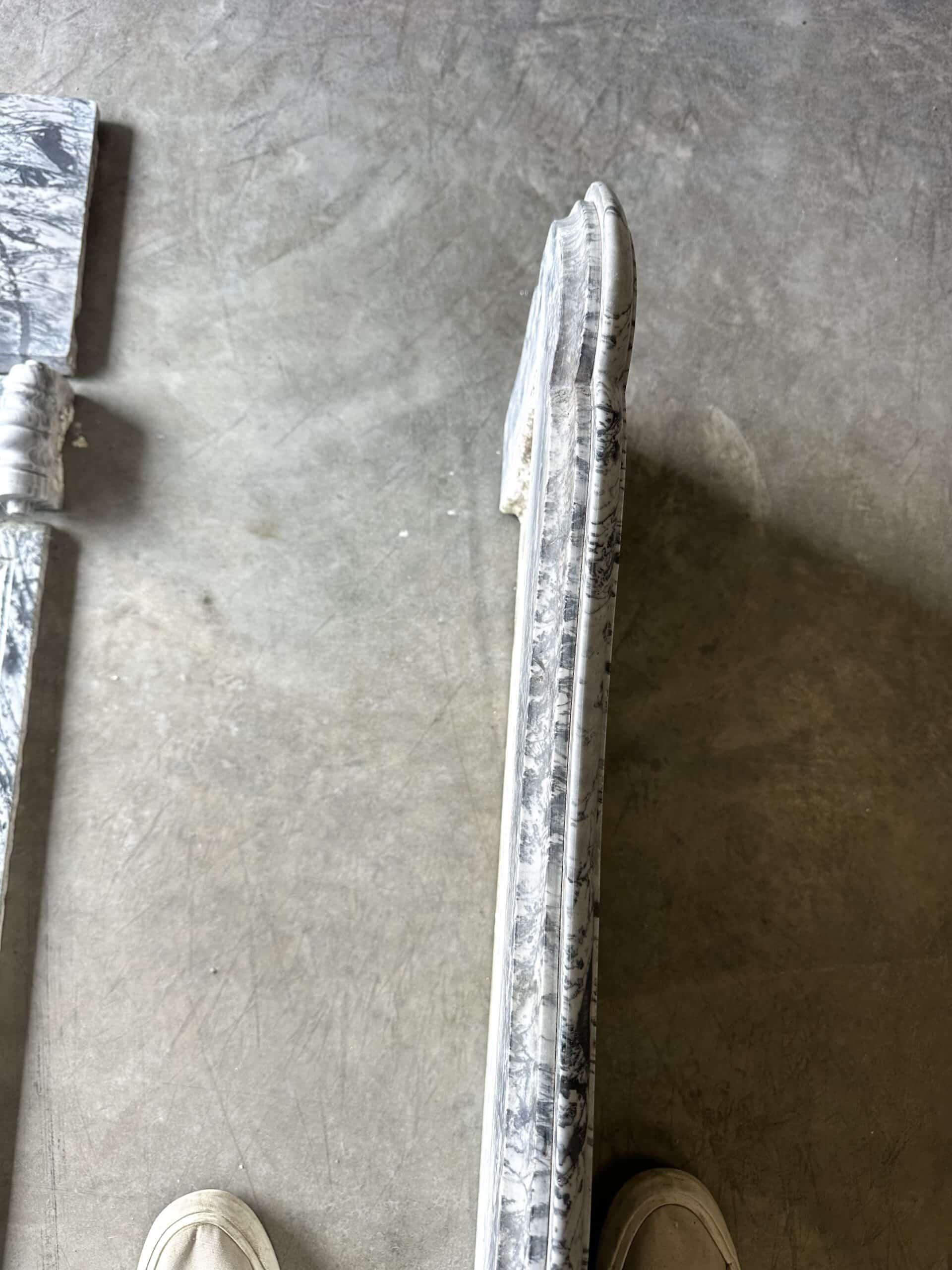 Pompadour fireplace in Louis XV style from around 1880 in blue floral marble.