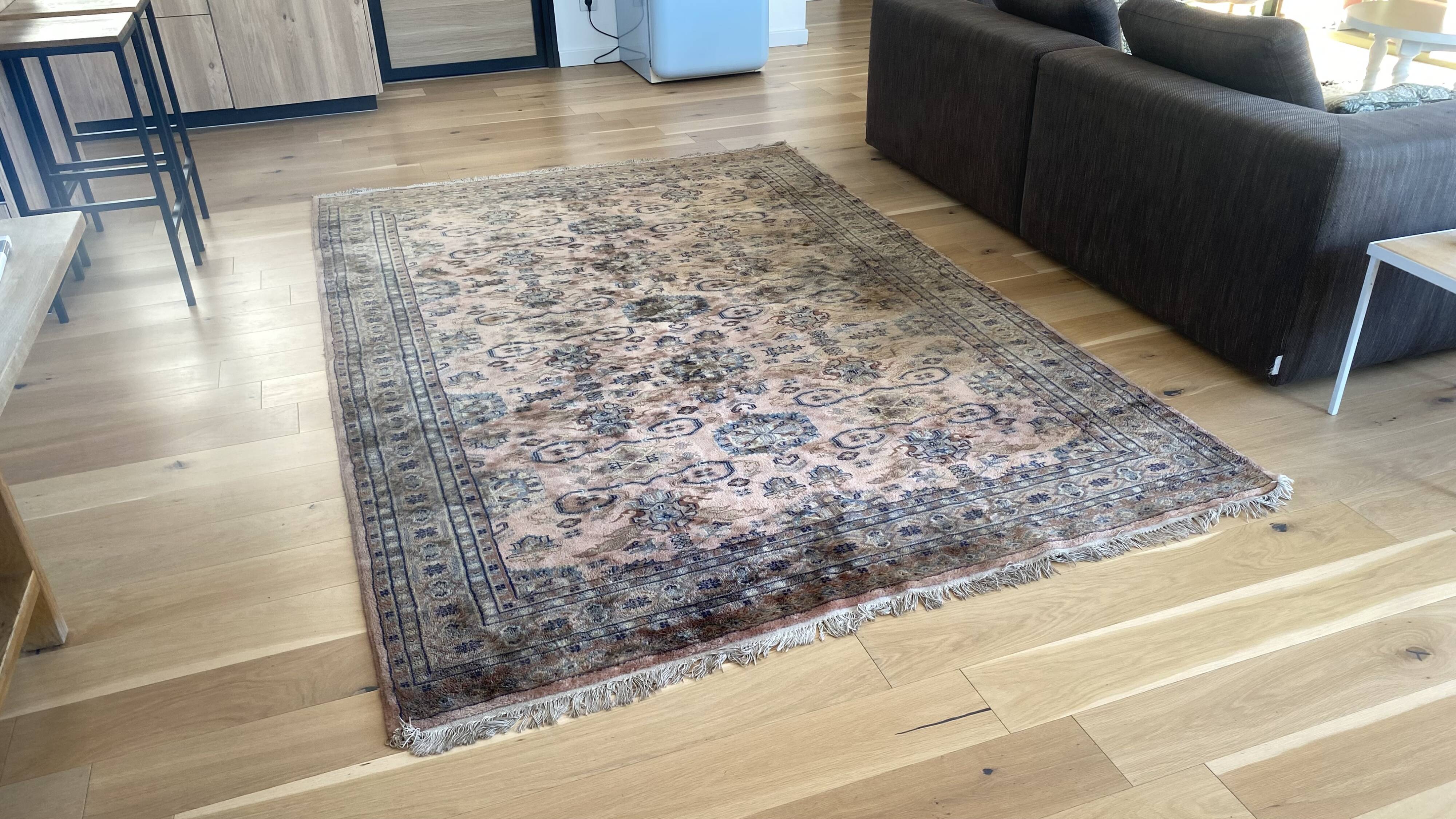 Large handmade Caucasian rug - 274x185 cm - Certificate of authenticity