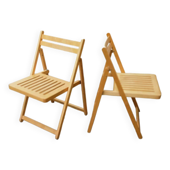 Folding chairs