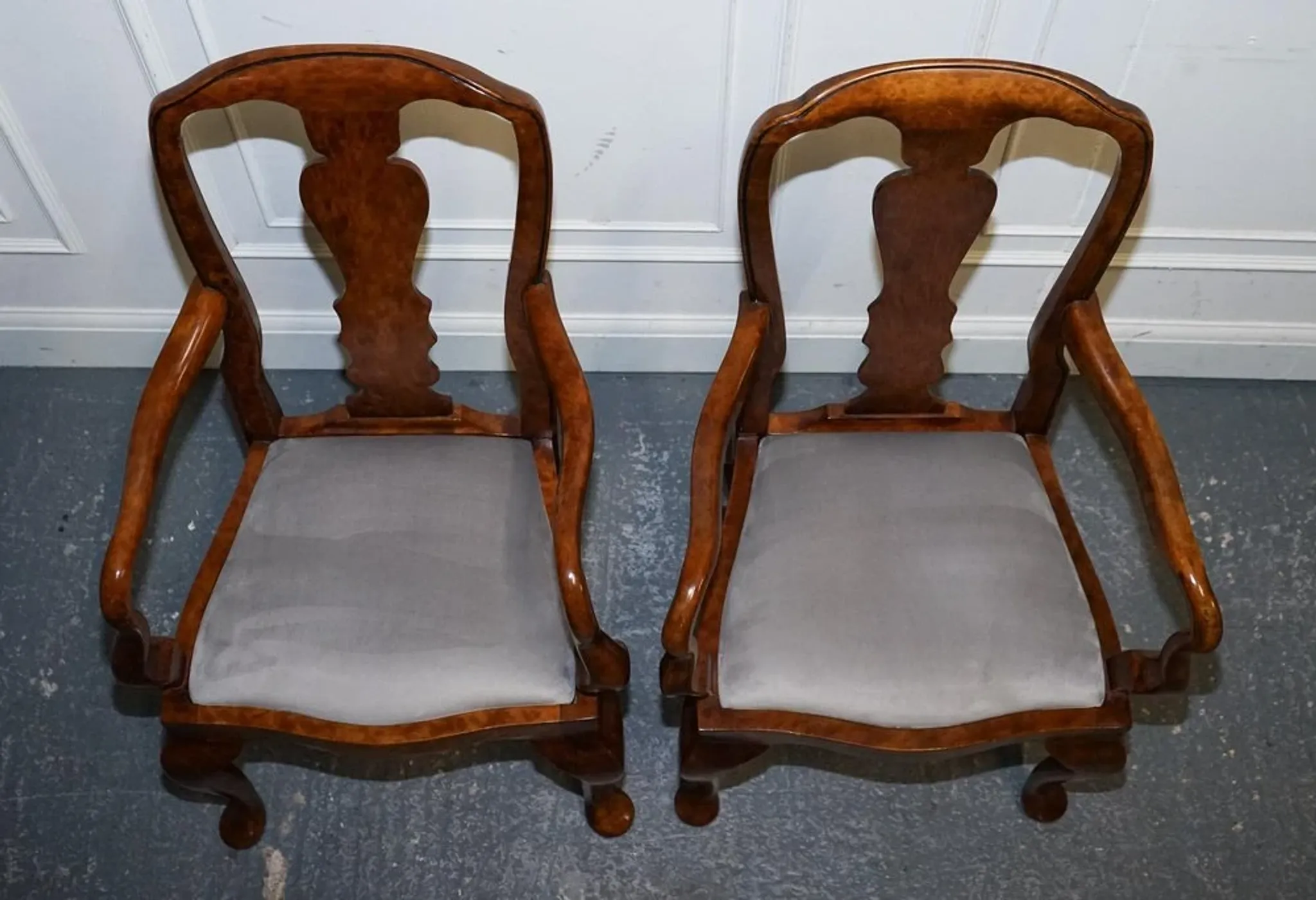 Art Deco Queen Anne Style Armchairs in Walnut Burl, 1920s, Set of 2