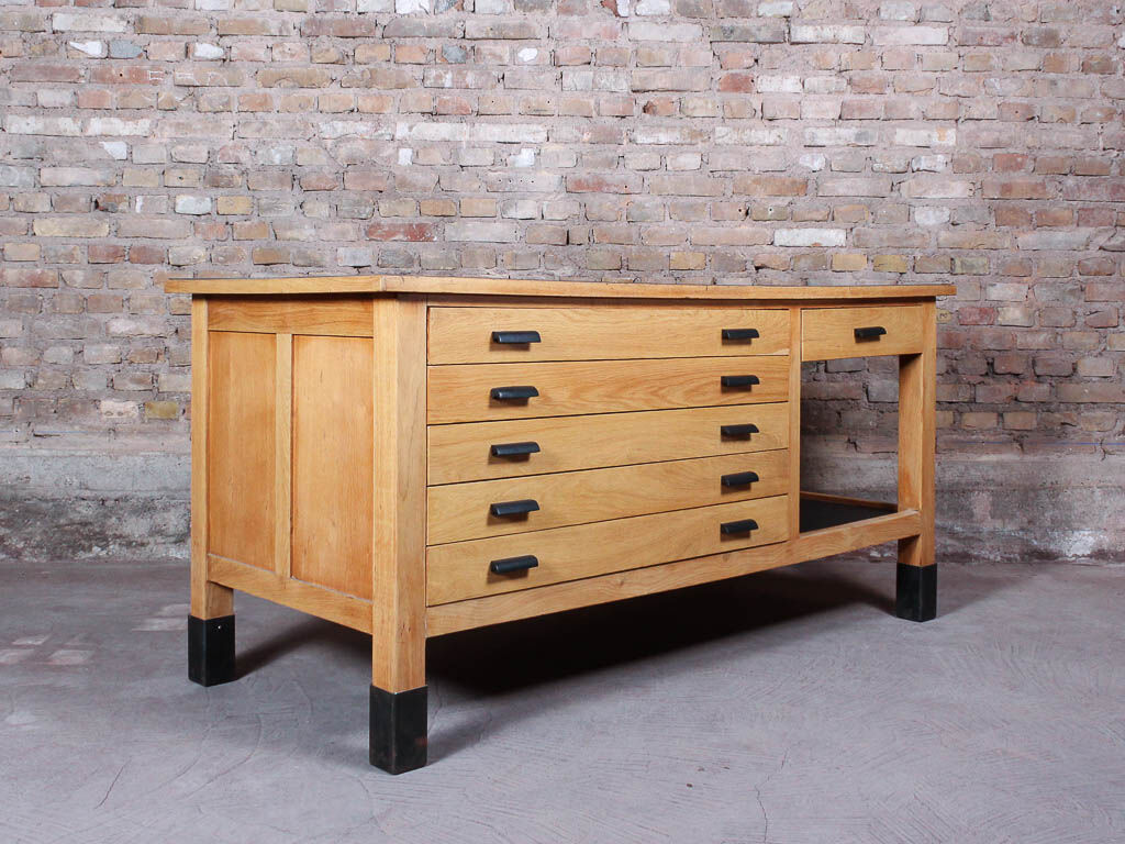 Solid wooden steel tray counter