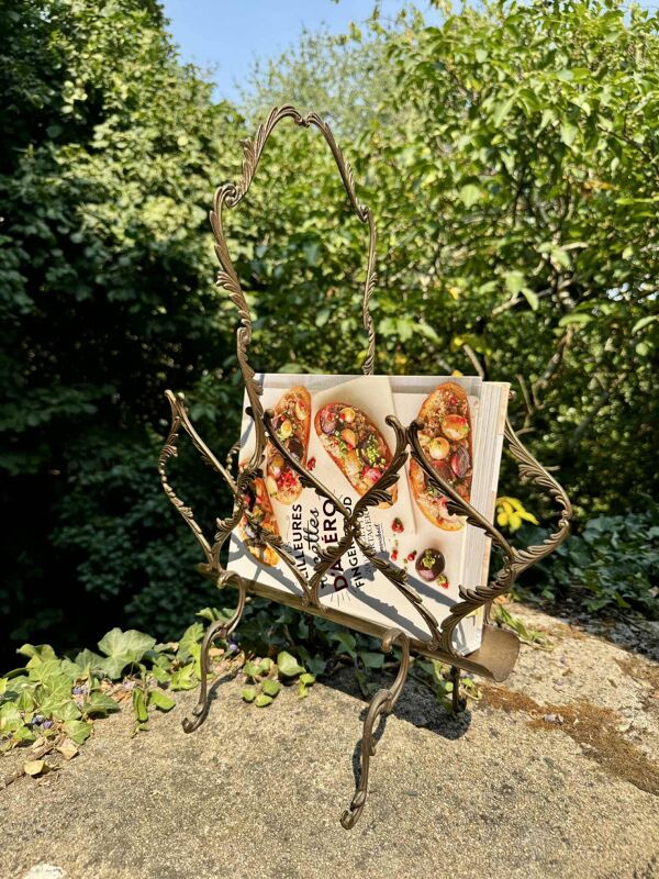 Porte revues en laiton effet bronze