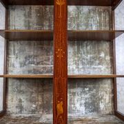 Vitrine en acajou incrustée anglaise