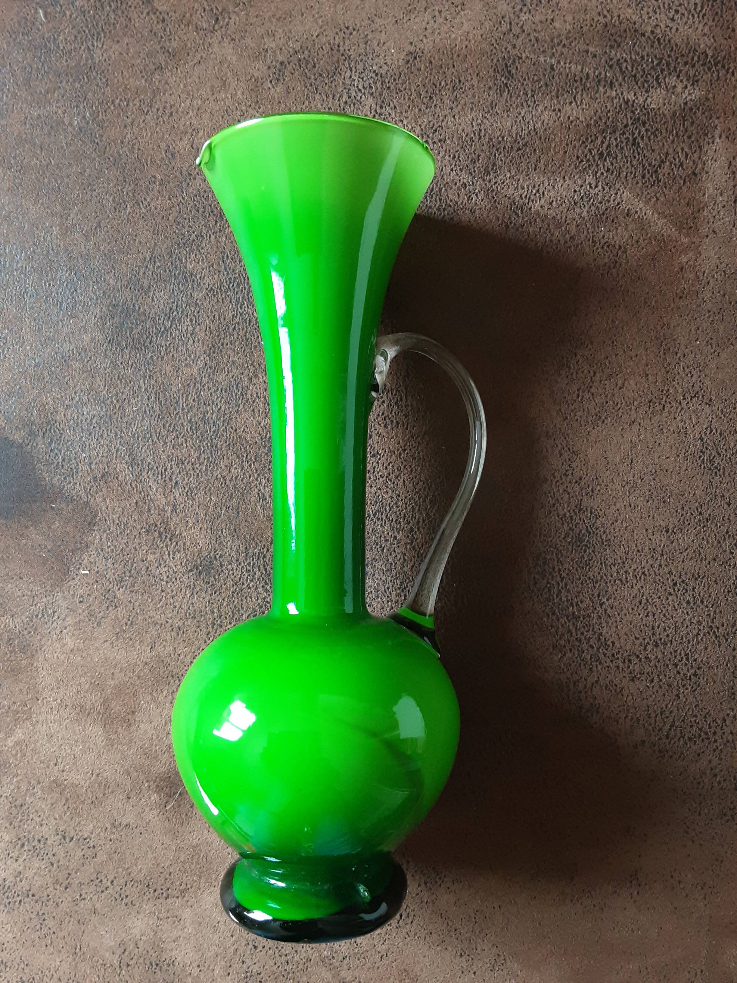 Vase opaline  vert