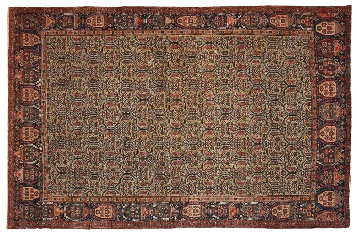 Handmade antique Persian Farahan rug 131cm x 195cm 1860s