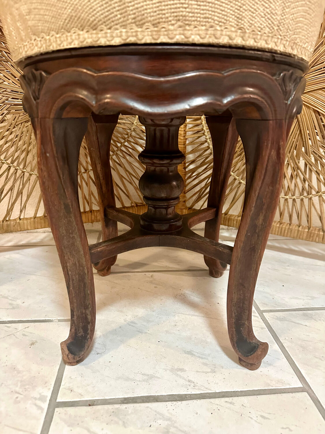 Antique Napoleon III adjustable piano stool and canvas