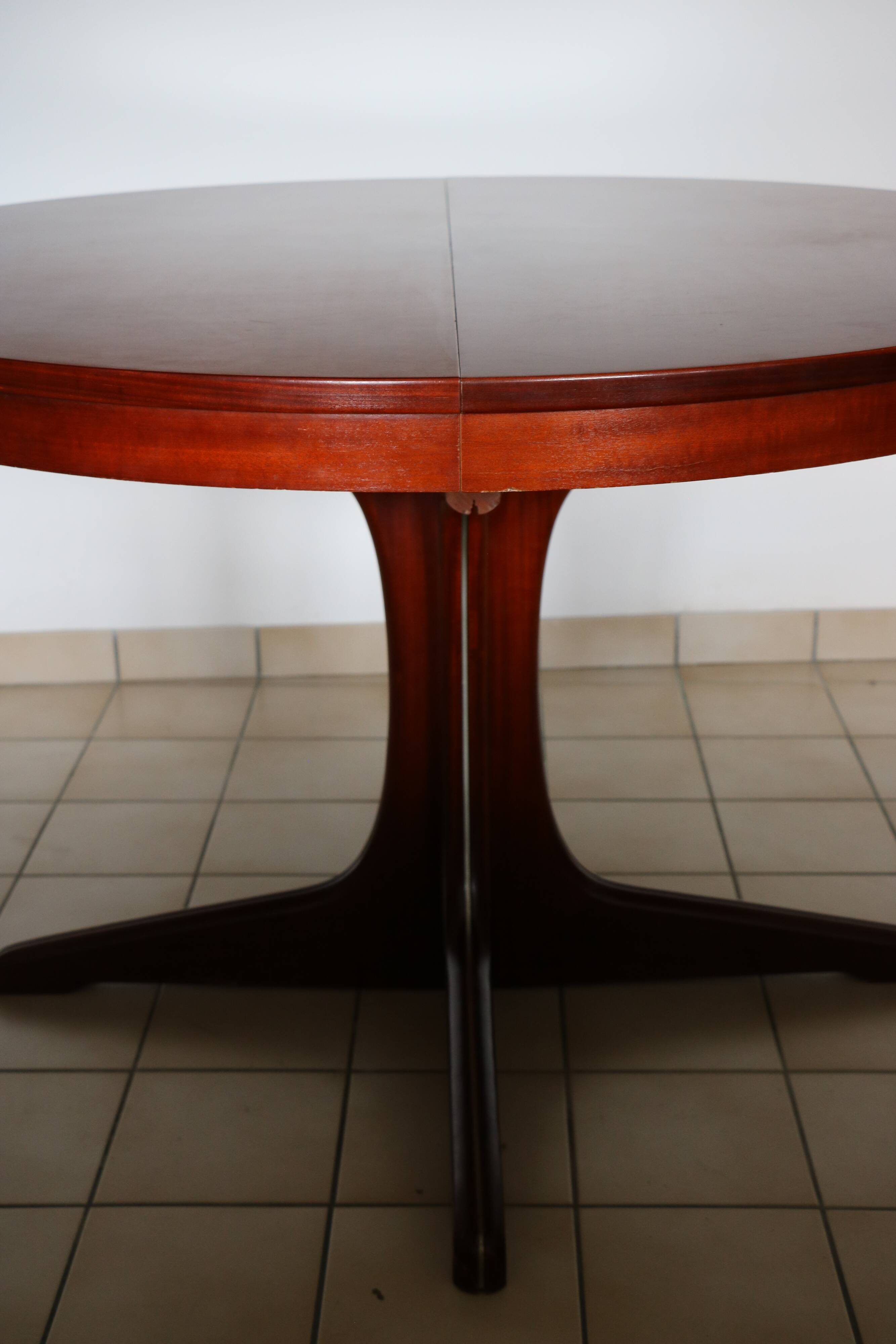 Extendable round table butterfly system 1970