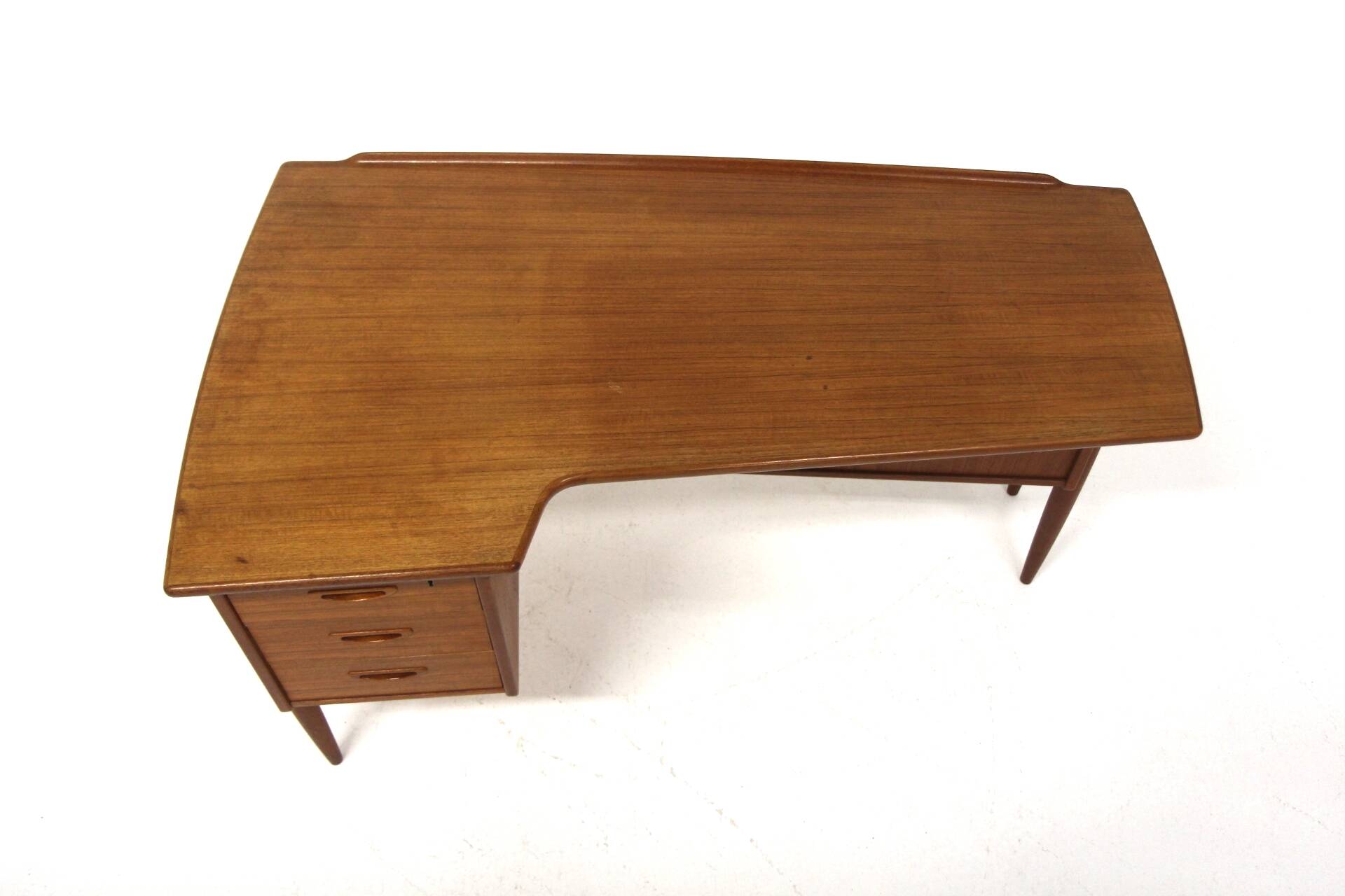 Scandinavian teak desk "A10", Göran Strand, Lelångs Möbelfabrik, Sweden, 1950