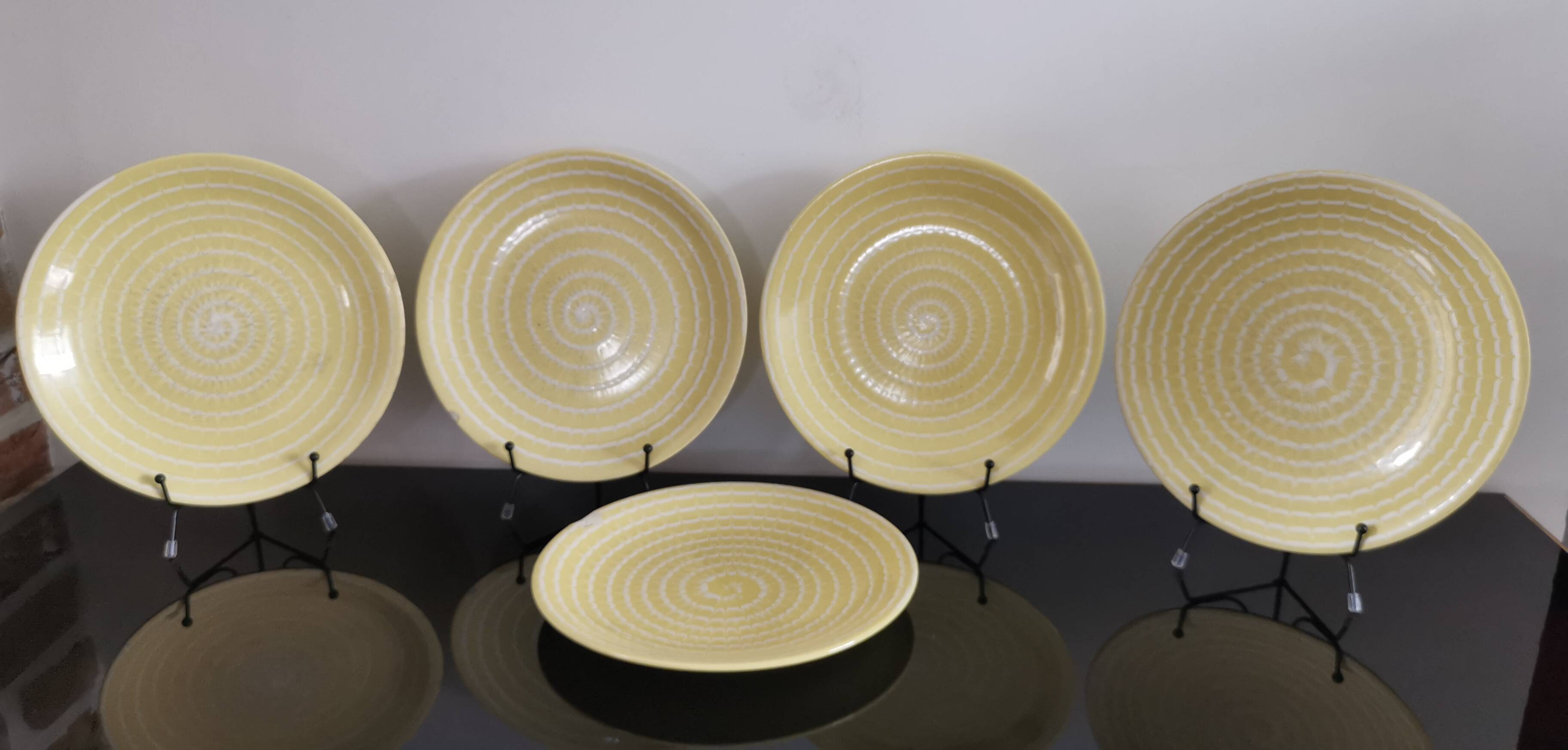 Set of 5 old Longchamp sunny yellow flat plates