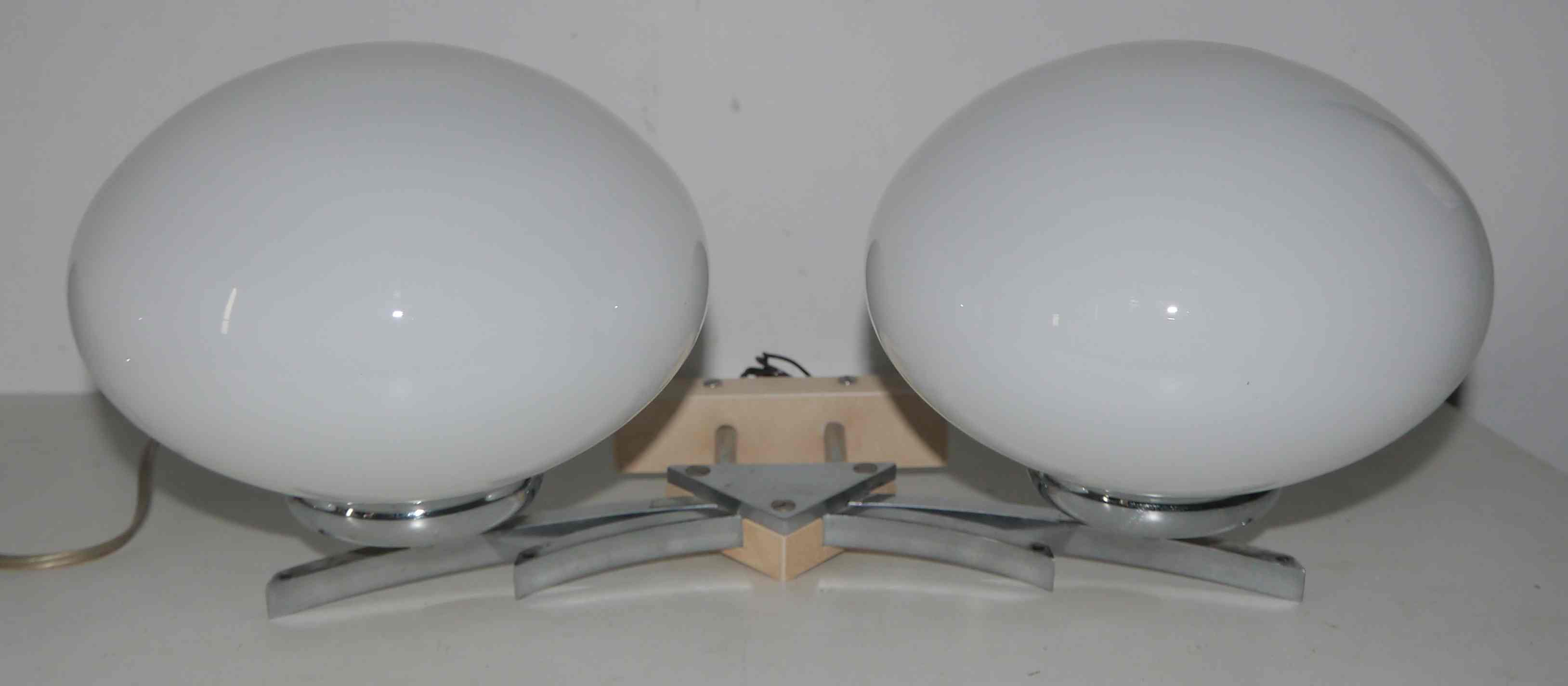 Pair of 60s wall lights in metal and opaline